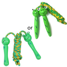 Kinder springtouw van katoen met houten handvatten, 2 meter