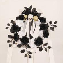 Spooky Skull Halloween Wreath30cm Black & White