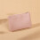 Roze portemonnee met ritssluiting en lychee-print 1