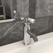 vidaXL Bathroom Faucet Chrome Finish 130x180 mm_Surprise Gift