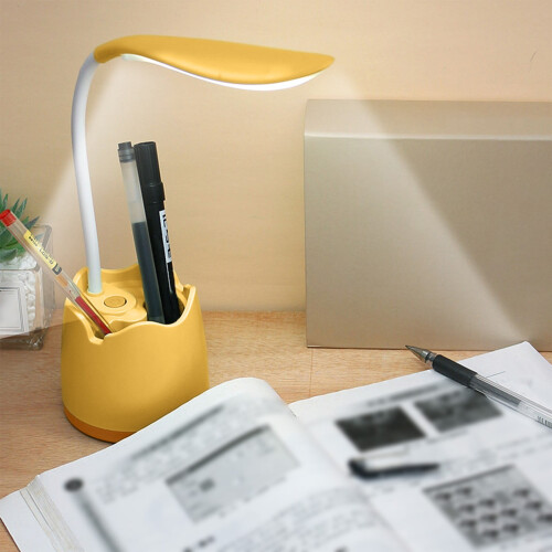 Luminária de mesa recarregável com 3 modos de luz e design flexível. 1