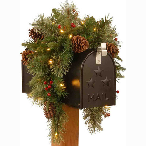 LED Pinecone Wreath 90cm Battery Powered
