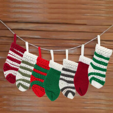 Conjunto de mini meias de Natal tricotadas – Listras, Flocos de Neve,
