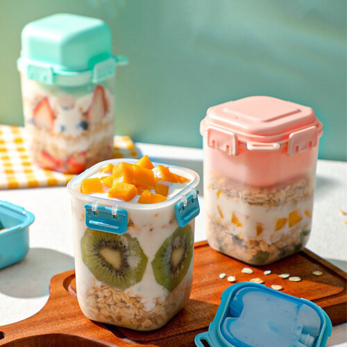 Plastic Overnight Oats Cup with Lid and Spoon