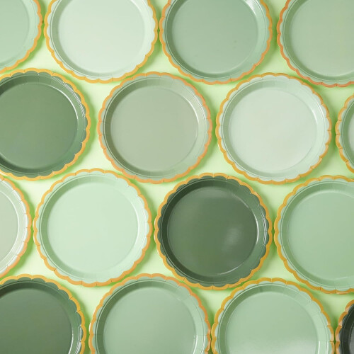 Pratos de papel ondulado verde-sálvia de 48x9 polegadas 2