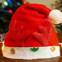 Plush Santa Hat for Kids and Adults – Red Velvet