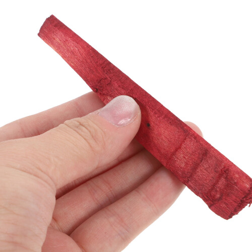 rote Palo-Santo-Stäbchen für Rituale 2