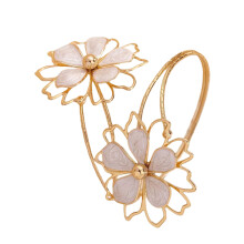 Brassard Floral asymétrique Chic, bijoux en alliage de-Blanc