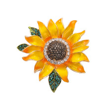 Sunflower Pin Corrosion Resistant Alloy For Outfit Enhancement