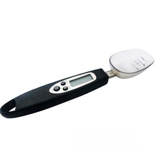 Digital kitchen scale with spoon