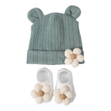 Delicate Infant Hat & Socks Breathable Fabric Baby Bonnet-Green