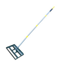 Flexible Leveling Tool for Various Grass Varieties Including