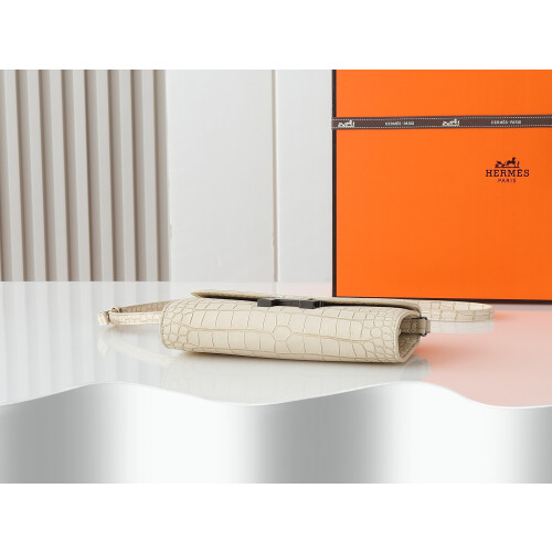 Hermès Constance Long Croc Wallet 539-2 2