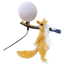 Resin Squirrel Mini LED Night Light Children's Room Table Lamp Animal Squirrel Desk Lamp Bedside Lamp Home Decor US Plug