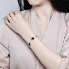 2025 Nieuwste model 18K vergulde klaverarmbanden voor dames, Vierbladige klaver_M