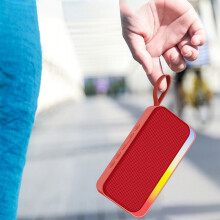 Bærbar Bluetooth-højttaler med RGB-lys - Trådløs, TF-kort/USB-afspilning, genopladelig festlyd til camping og gaver_M