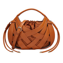 Modieuze uitgeholde crossbodytas met verstelbare riem PU-Bruin