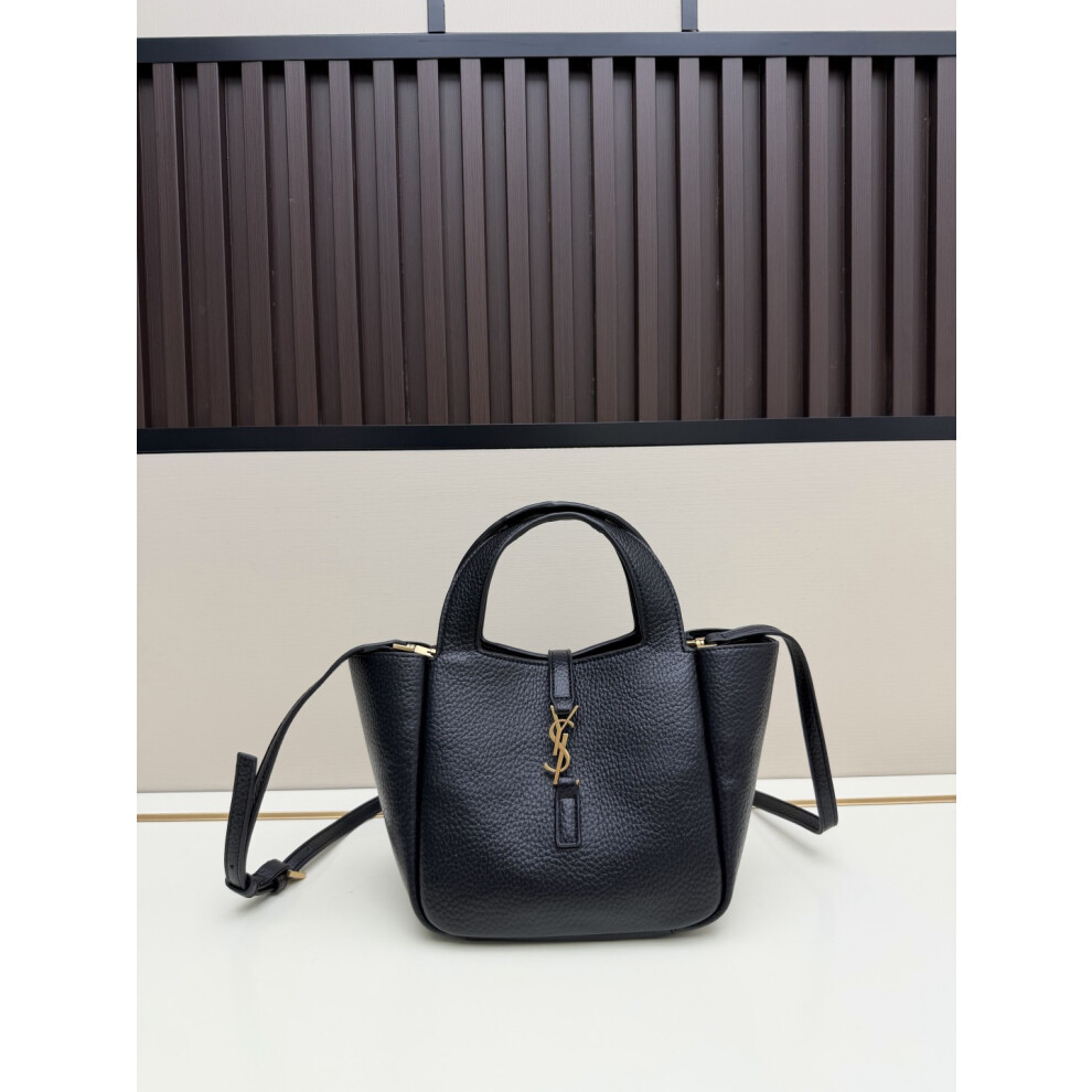 Xhrain Ysl Le5a7 Baby Bea Grained Bucket Bag Black