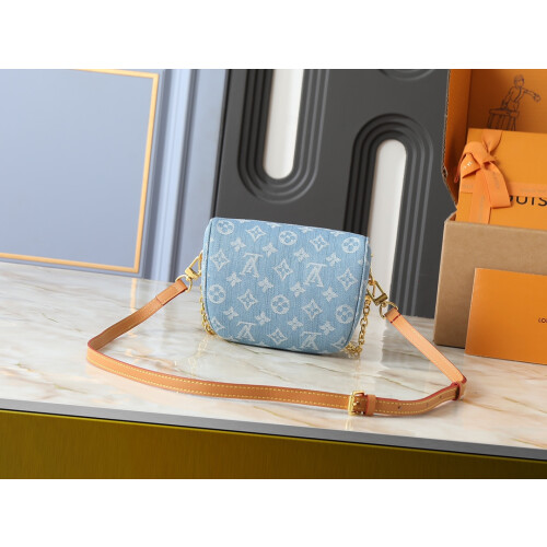 LV Mini Bumbag Gradient Monogram Bag 17×12×9.5cm 1