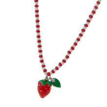 Kleurrijke kralenketting versierd met modieuze-Aardbeien ketting