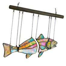 Vitrail suspendu en forme de poisson coloré, panneau de fenêtre