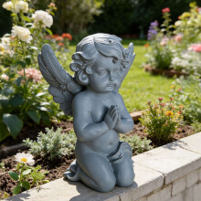 Biddende engelenbeeld voor begraafplaats of tuin