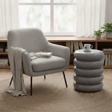 Bijzettafel en kruk van ijzer met bubbeldesign