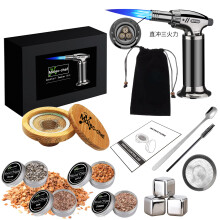 (D) Dispositif pour fumer les cocktails, coffret en bois de chêne avec couvercle à arômes