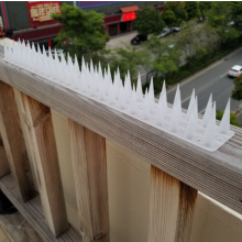 12pcs Plastic Anti Bird Spike Scarer Anti-Cat Dog Pest Deterrent Pigeon Repellent with 3cm Long Spikes Clear