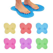 36.5cm Massage Reflexology Mat Washable Foot Pain Relief Mat Butterfly Shape Random Colour