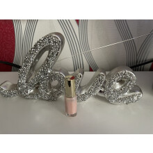 Loreal color riche nail varnish # 201 rose paradis