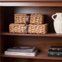 Caja Decorativa con Tapa, Cesta de Mimbre para Almacenamiento, Caja Decorativa Tejida de Jacinto de Agua para Estante, Mesa de Centro