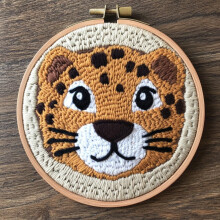 Baby Leopard Punch Needle Kit – DIY Broderiset,