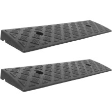 2 kpl muovisia ajorampit mataliin autoihin 50x13x3 cm mustat kannettavat reunakivetysrampit kaltevuudella