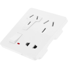 Caja de entrada de corriente para caravanas, instalación eléctrica exterior con cubierta resistente a la intemperie.