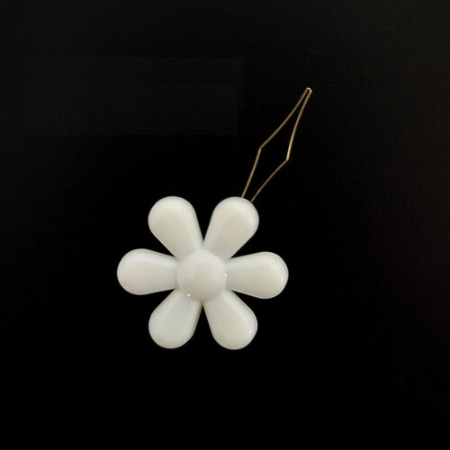 Plastic Flower Needle Threader for Sewing Box, 1 Piece 1