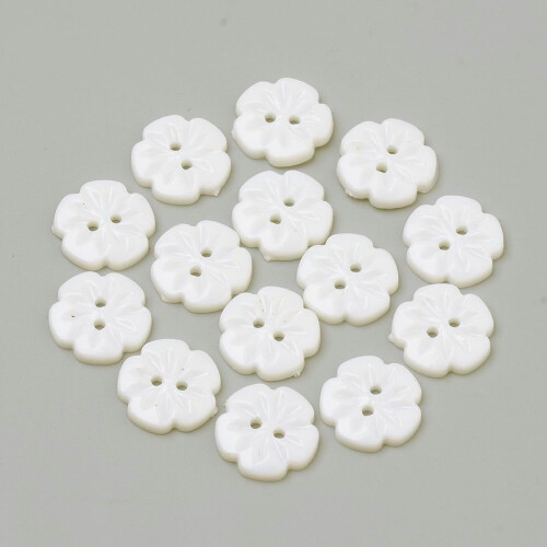 Κουμπιά από ακρυλικό με λευκά λουλούδια 15x2.5mm 2 τρύπες 100 τεμάχια