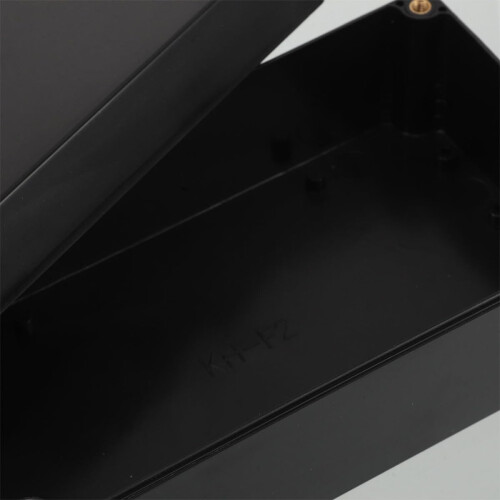 cajas de plástico impermeables para conexiones eléctricas con interior espacioso 2