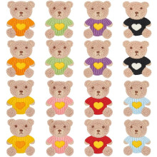 16 écussons à coudre Petit Ours, 8 couleurs