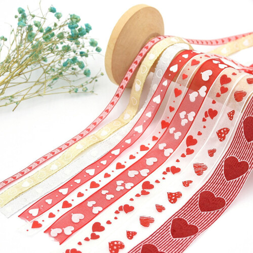 Valentine's Day wired edge ribbon red heart pattern 0.6 2
