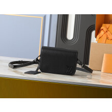 LV Flap Mini Messenger Aerogram Bag 17.3×12×7cm
