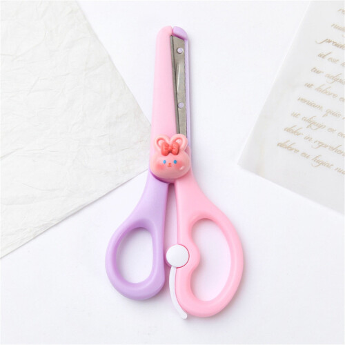 Left-Handed Safety Scissors with Blunt Tip and Cap 1