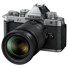 NIKON Zf Zilver + Objectief Z 24-70mm f/4 S