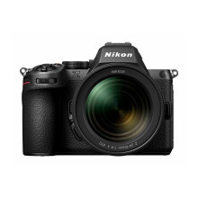 Nikon Hybrid Camera KIT Z5II + Z 24-70mm f/4 S