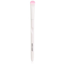 Wet n Wild, Makeup Brush, Small Eyeshadow Brush, Small Domed Brush with Rounded Bristles for an Intense Application of Color, Easy-to-use Makeup