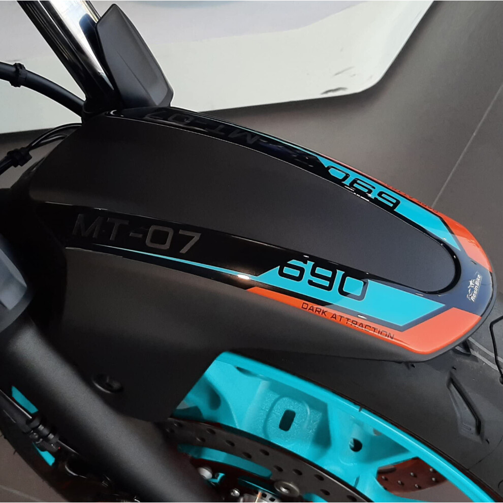 Resin Bike Motorcycle 3D Stickers Compatible With Yamaha Mt-07 2022 Storm. Front Fender Protection From Bumps And Scratches. Resin Stickers - Cyan 5051226087776