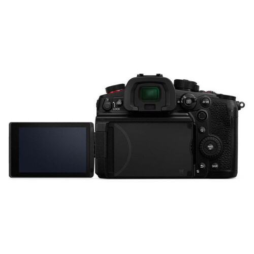 Panasonic PANASONIC LUMIX GH7 Negro + 14-140 1