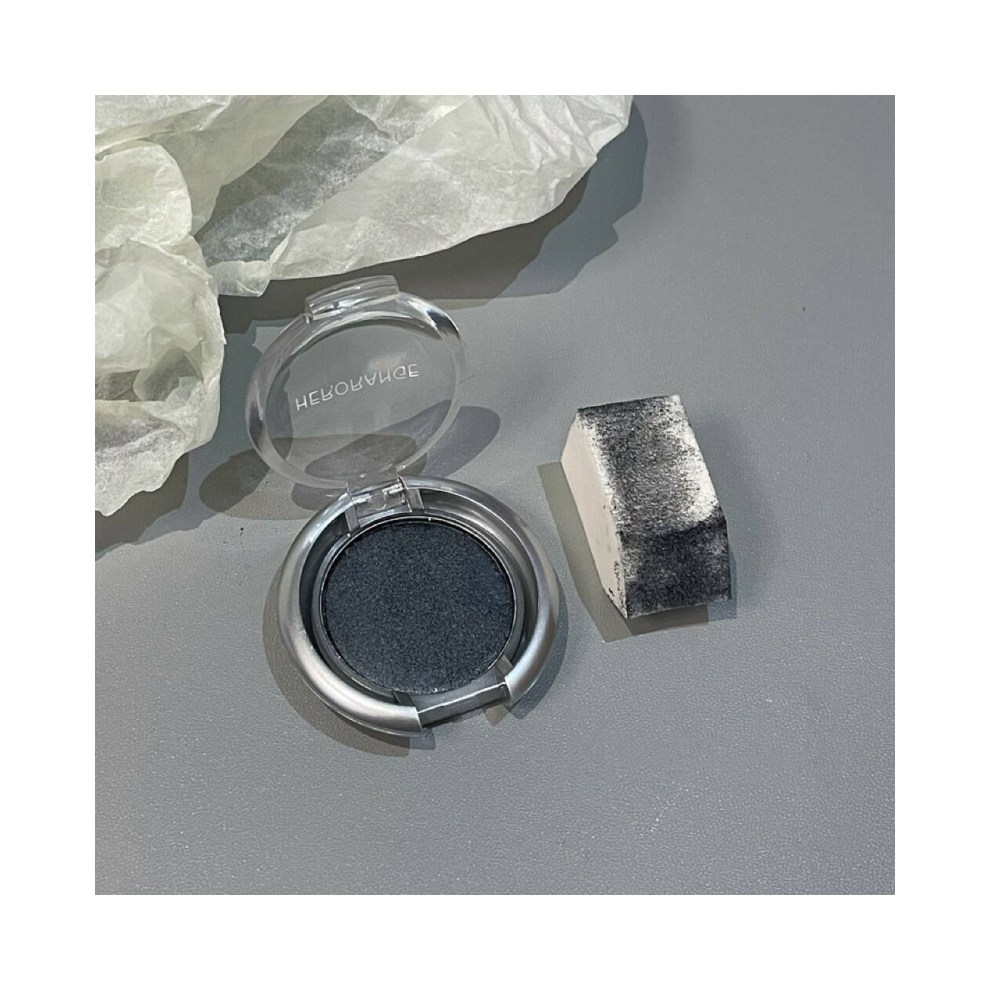 Black (05# Smoky ) Radiant Glow Single Eyeshadow Palette Fine Texture Long Lasting Shimmer Sparkle