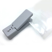 (Gray) Mini Bag Sealer Portable Sealing Machine for Food Rechargeable Quick Heating Foodsaver