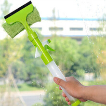 (Green) Multifunctional Water Spraying Glass Cleaner Scraper Wiper Window Cleaning Tool